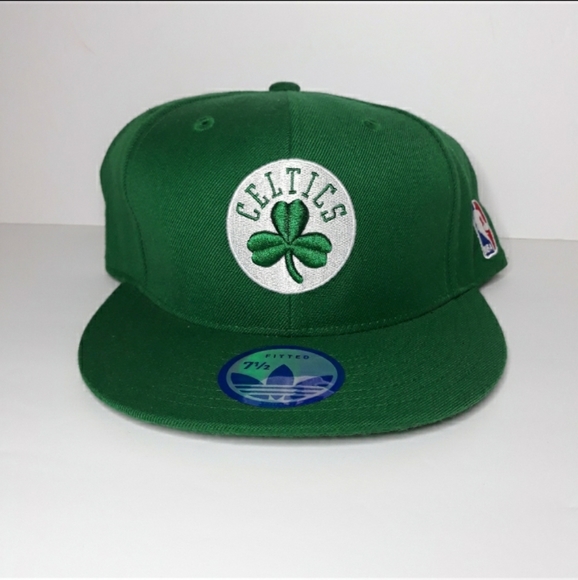 adidas Other - 🎉HP🎉 Adidas Boston Celtics Sz:7 1/2 Fitted Hat
